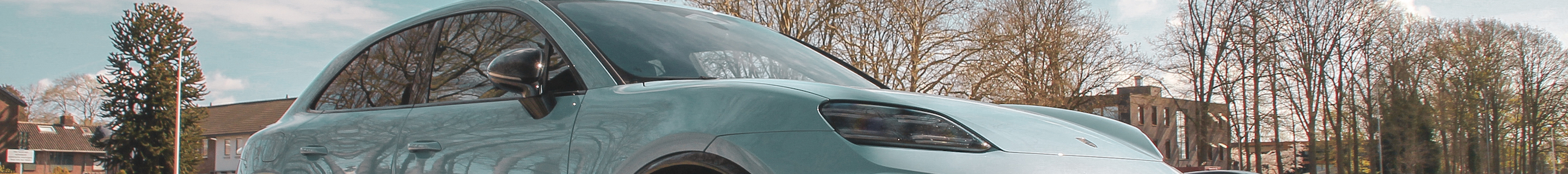 Porsche Macan EV Turbo