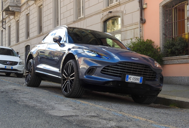 Aston Martin DBX