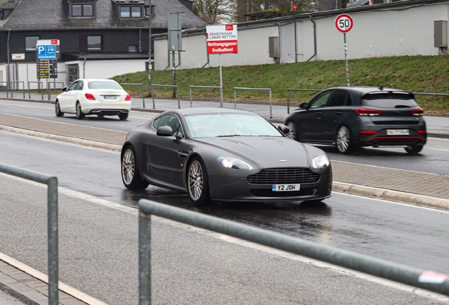 Aston Martin V8 Vantage
