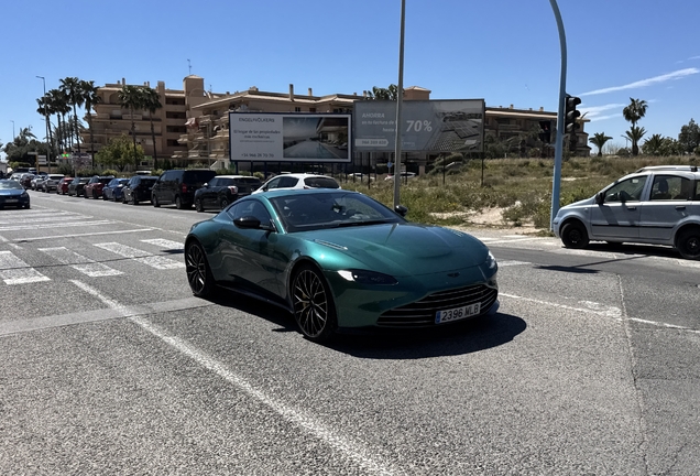 Aston Martin V8 Vantage 2018