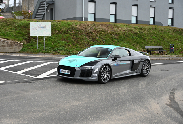 Audi R8 V10 Plus 2015