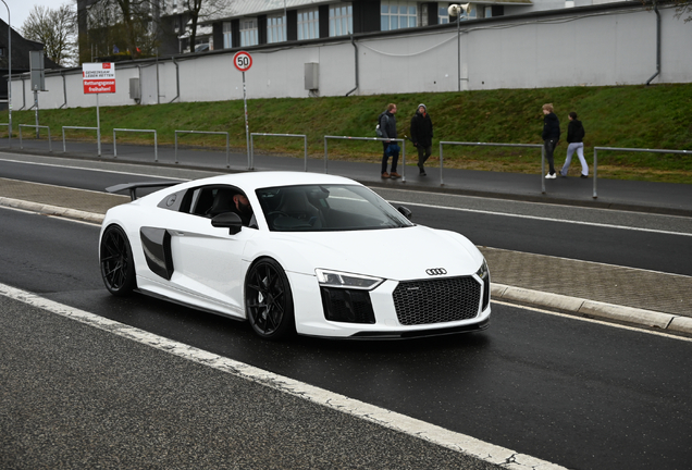 Audi R8 V10 Plus 2015