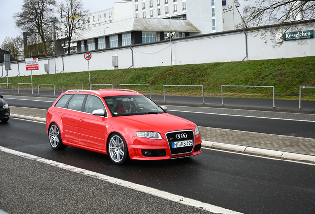 Audi RS4 Avant B7
