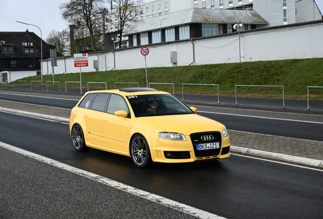 Audi RS4 Avant B7