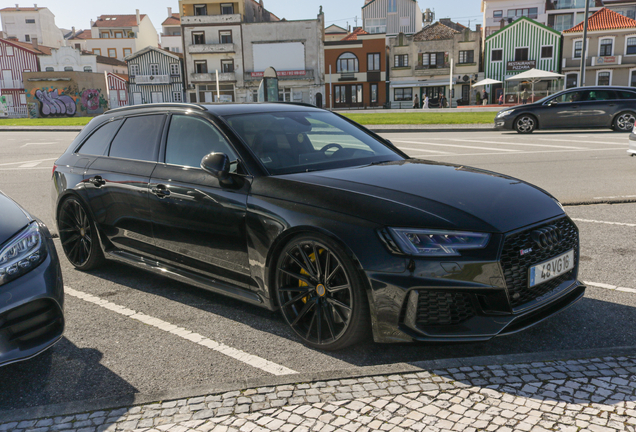 Audi RS4 Avant B9
