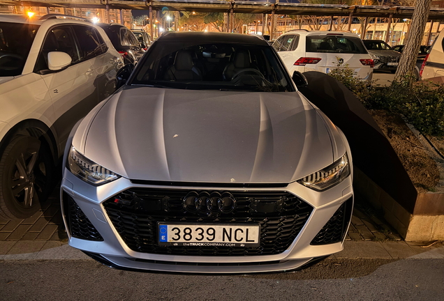 Audi RS6 Avant C8