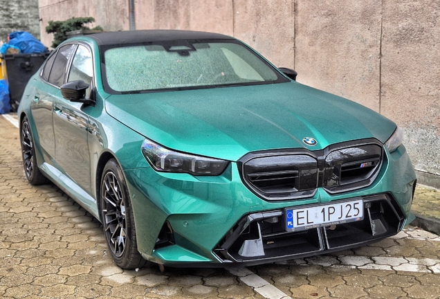 BMW M5 G90