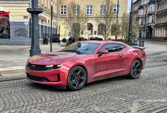 Chevrolet Camaro LT1 2020