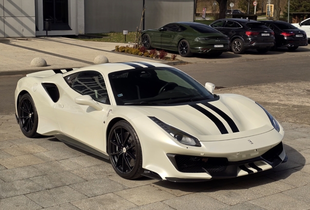 Ferrari 488 Pista
