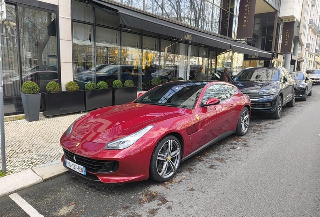 Ferrari GTC4Lusso