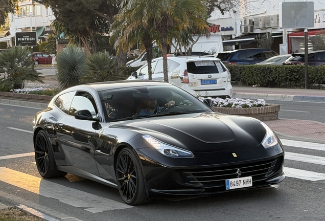 Ferrari GTC4Lusso