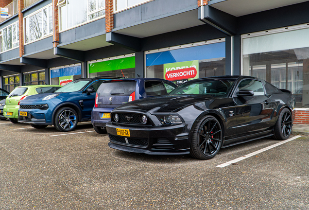 Ford Mustang GT 2013