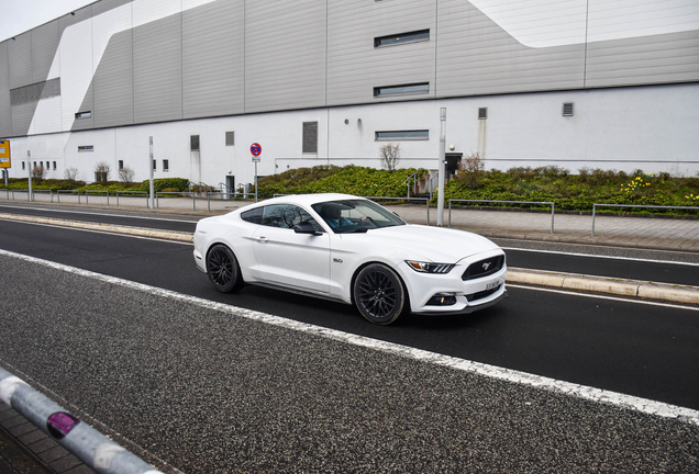 Ford Mustang GT 2015