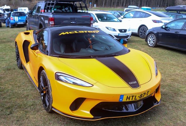 McLaren GT