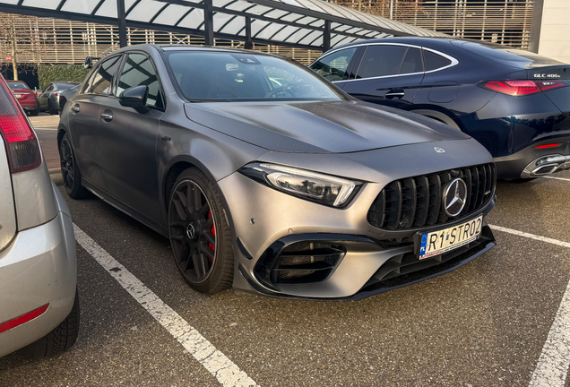 Mercedes-AMG A 45 S W177