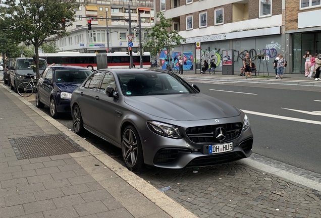 Mercedes-AMG E 63 S W213