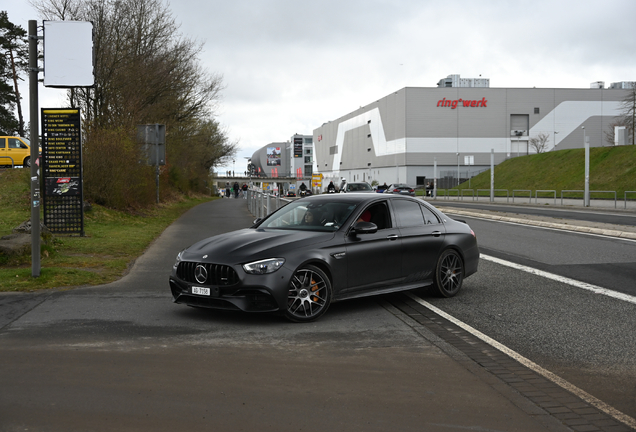 Mercedes-AMG E 63 S W213 Final Edition