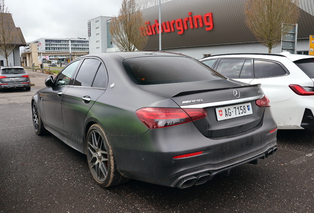 Mercedes-AMG E 63 S W213 Final Edition