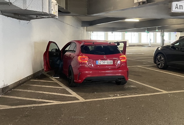 Mercedes-Benz A 45 AMG