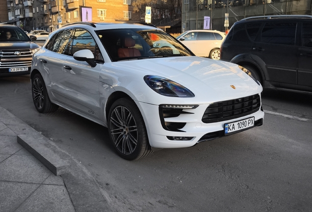 Porsche 95B Macan GTS MkI