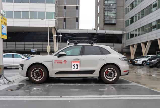Porsche 95B Macan GTS MkII