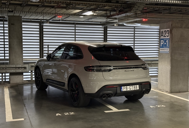 Porsche 95B Macan GTS MkIII
