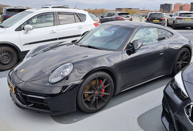 Porsche 992 Carrera 4S MkI