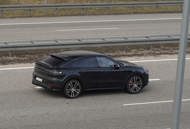 Porsche Cayenne Coupé Turbo E-Hybrid