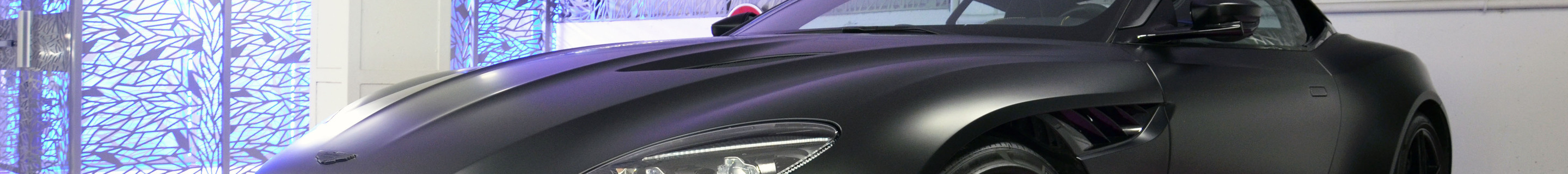 Aston Martin DBS Superleggera