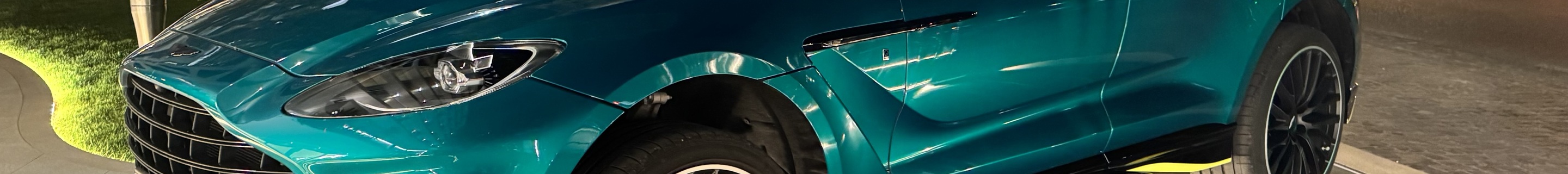 Aston Martin DBX707 AMR Edition