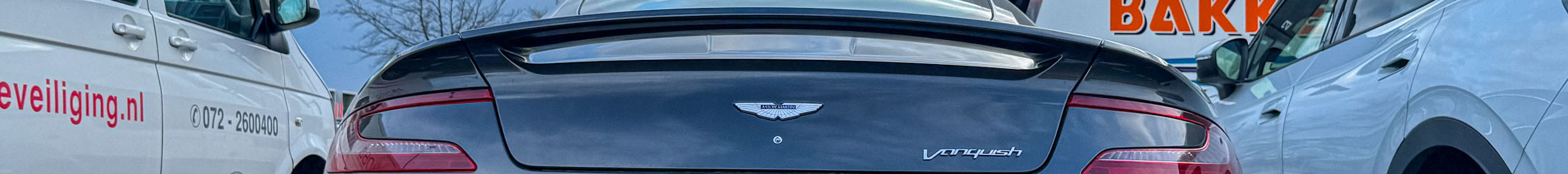 Aston Martin Vanquish 2013