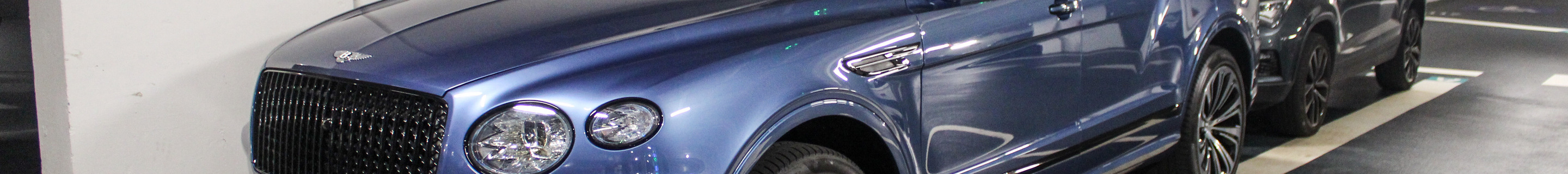 Bentley Bentayga Azure EWB First Edition