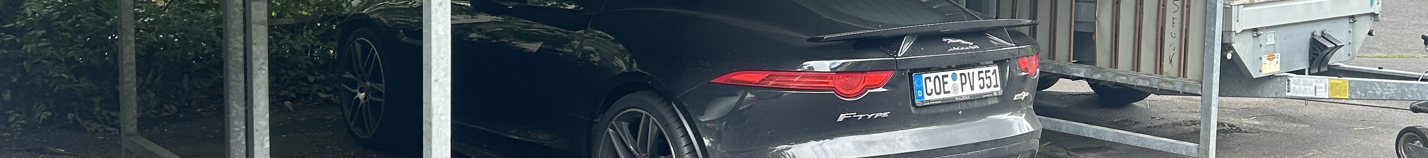 Jaguar F-TYPE R Coupé