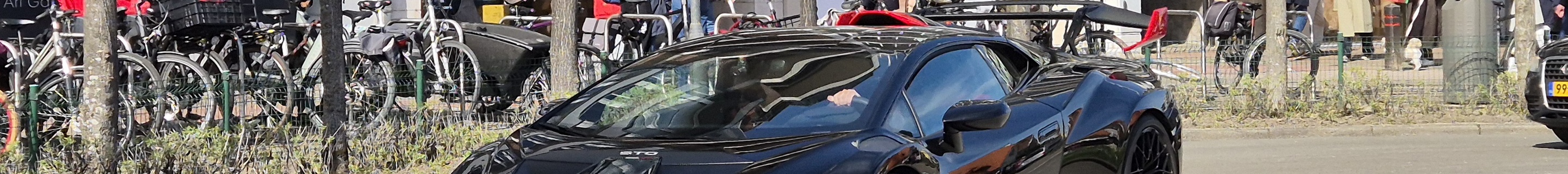 Lamborghini Huracán LP640-2 STO