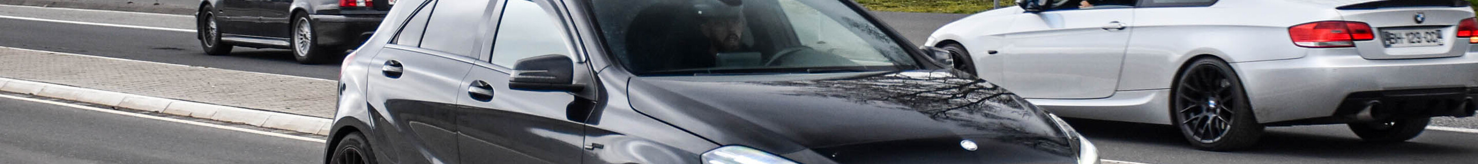 Mercedes-AMG A 45 W176 2015