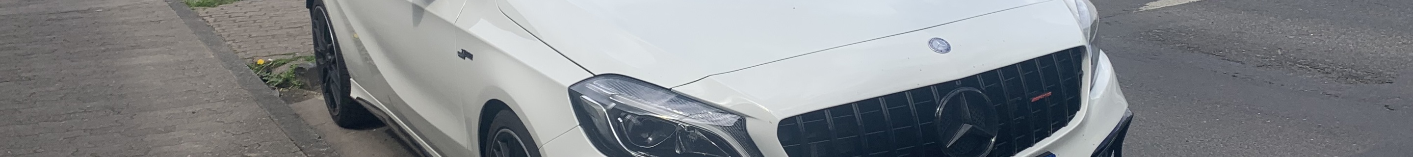 Mercedes-AMG A 45 W176 2015