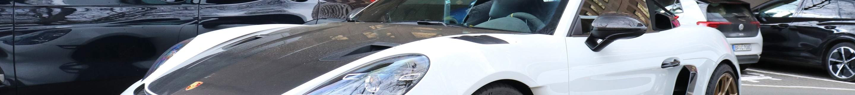 Porsche 718 Spyder RS Weissach Package