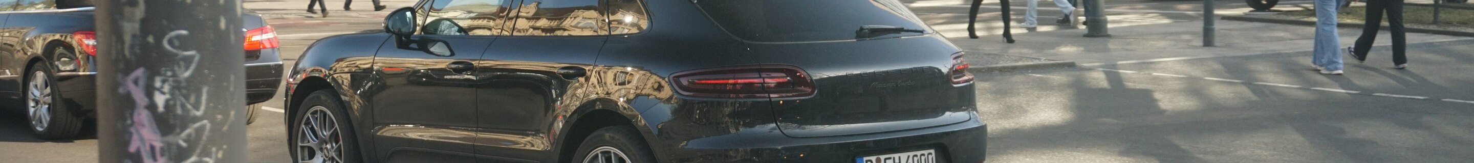 Porsche 95B Macan Turbo MkI