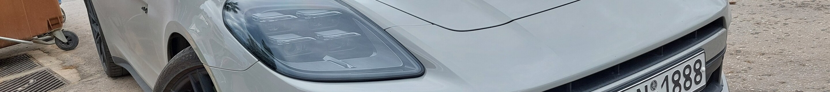 Porsche 972 Panamera Turbo S E-Hybrid