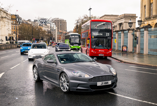 Aston Martin DBS