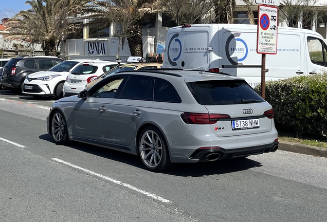 Audi RS4 Avant B9