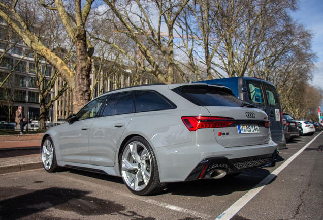Audi RS6 Avant C8
