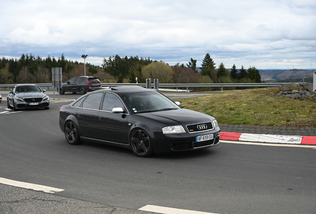 Audi RS6 Sedan C5