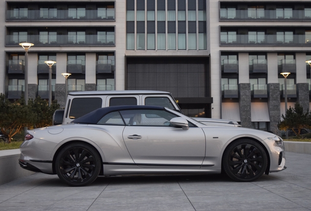 Bentley Continental GTC Black Edition 2025