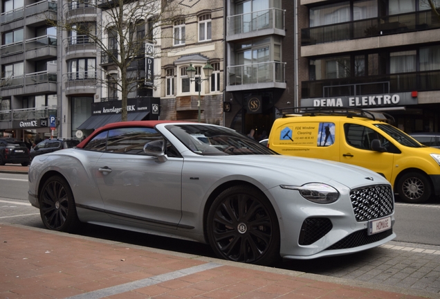 Bentley Continental GTC Mulliner 2025