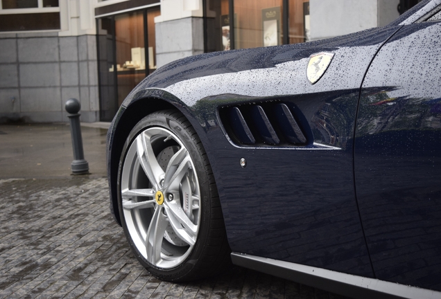 Ferrari GTC4Lusso