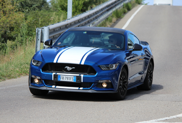 Ford Mustang GT 2015