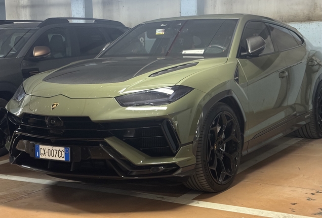 Lamborghini Urus Performante