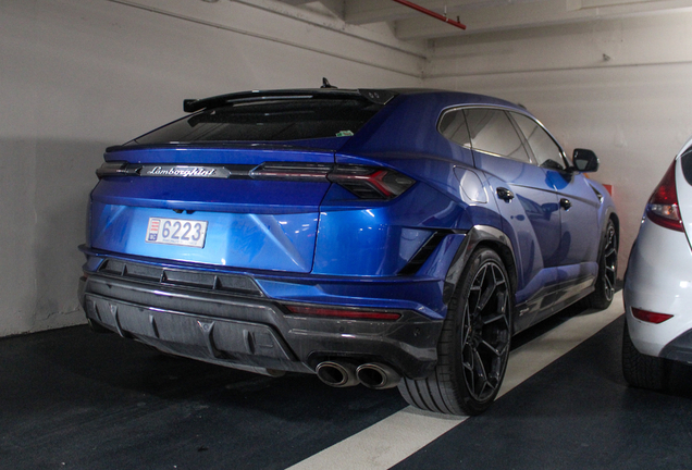 Lamborghini Urus Performante