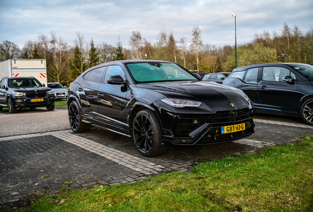 Lamborghini Urus S